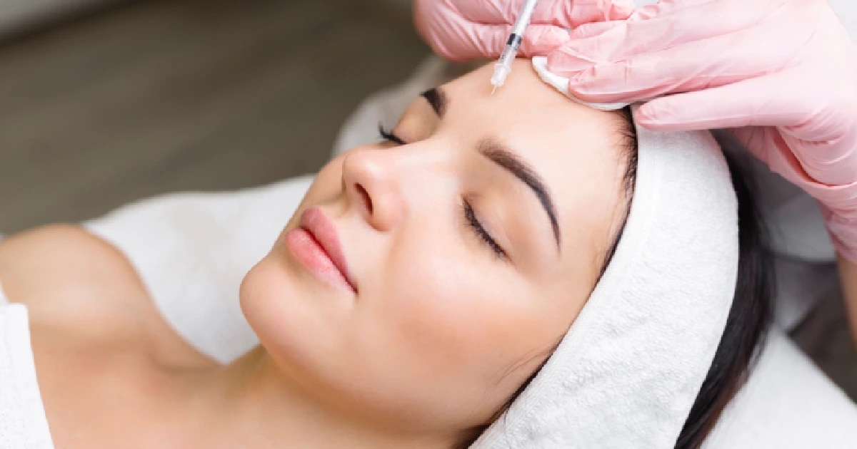 Women Receiving Sculptra in St. Louis, MO